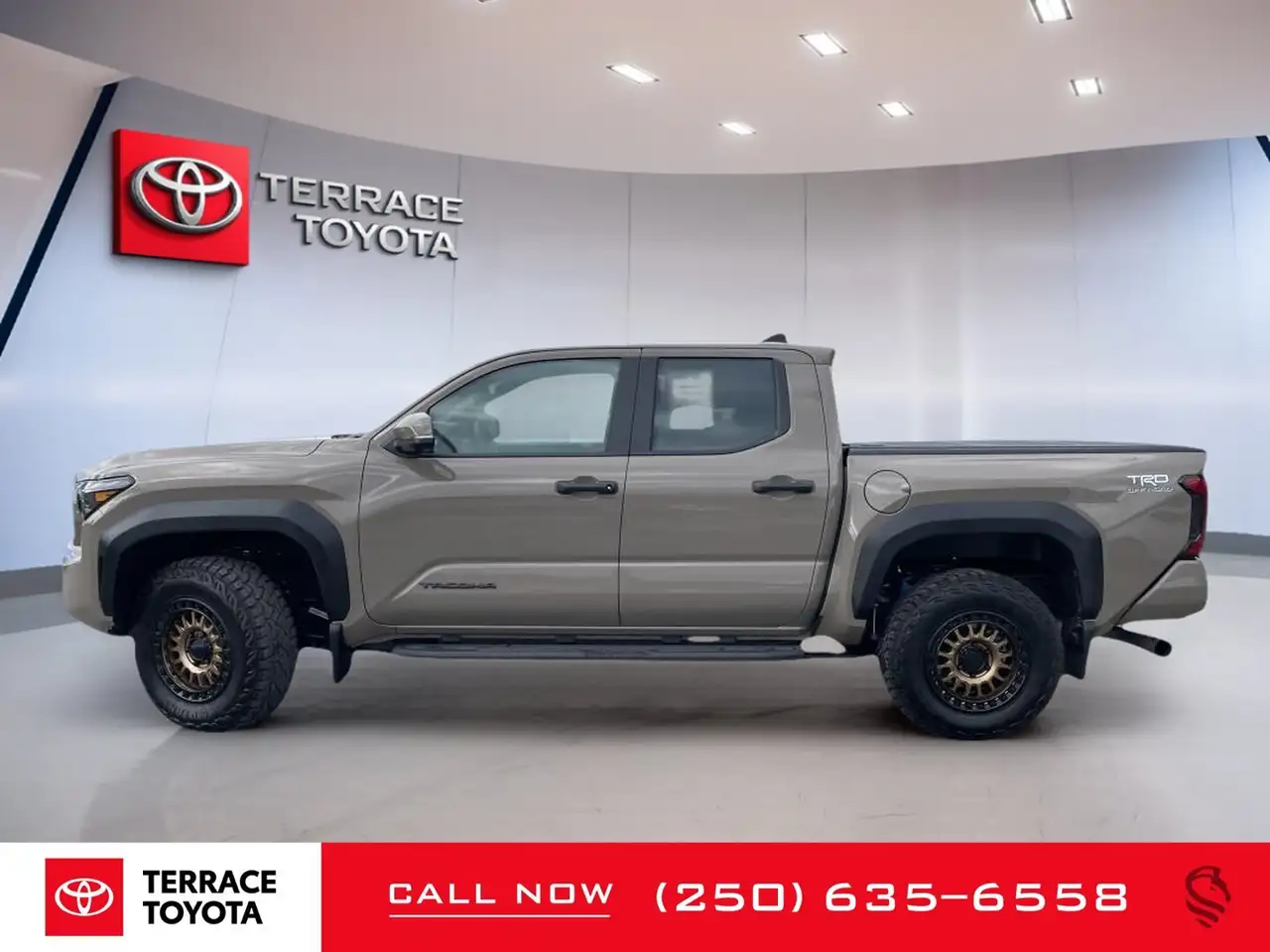 Toyota Tacoma снимка Toyota Tacoma