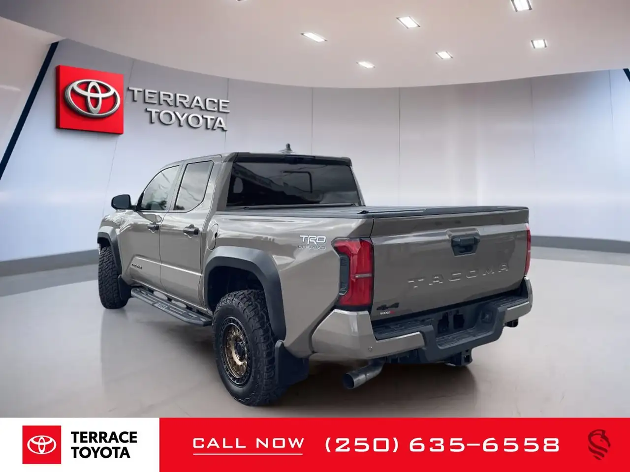 Toyota Tacoma снимка Toyota Tacoma