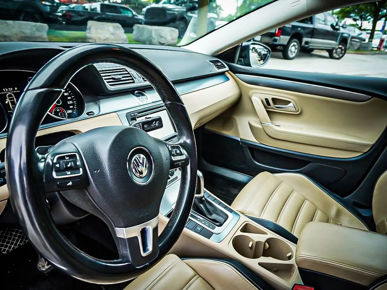 Volkswagen CC photo Volkswagen CC