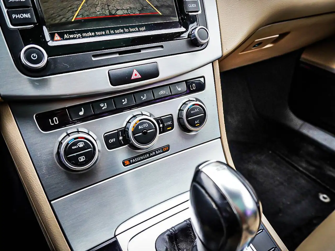 Volkswagen CC photo Volkswagen CC