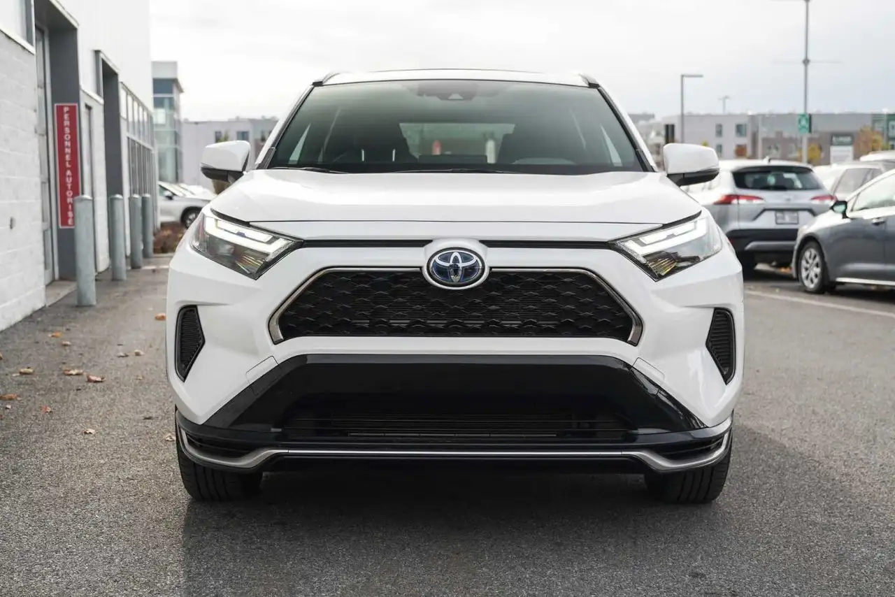 Toyota RAV 4 Prime снимка Toyota RAV 4 Prime