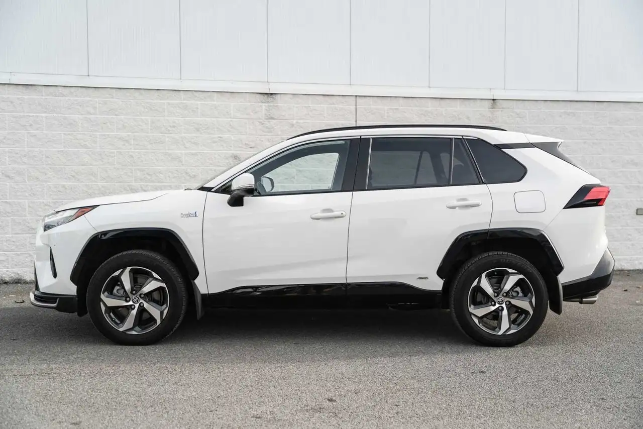 Toyota RAV 4 Prime снимка Toyota RAV 4 Prime