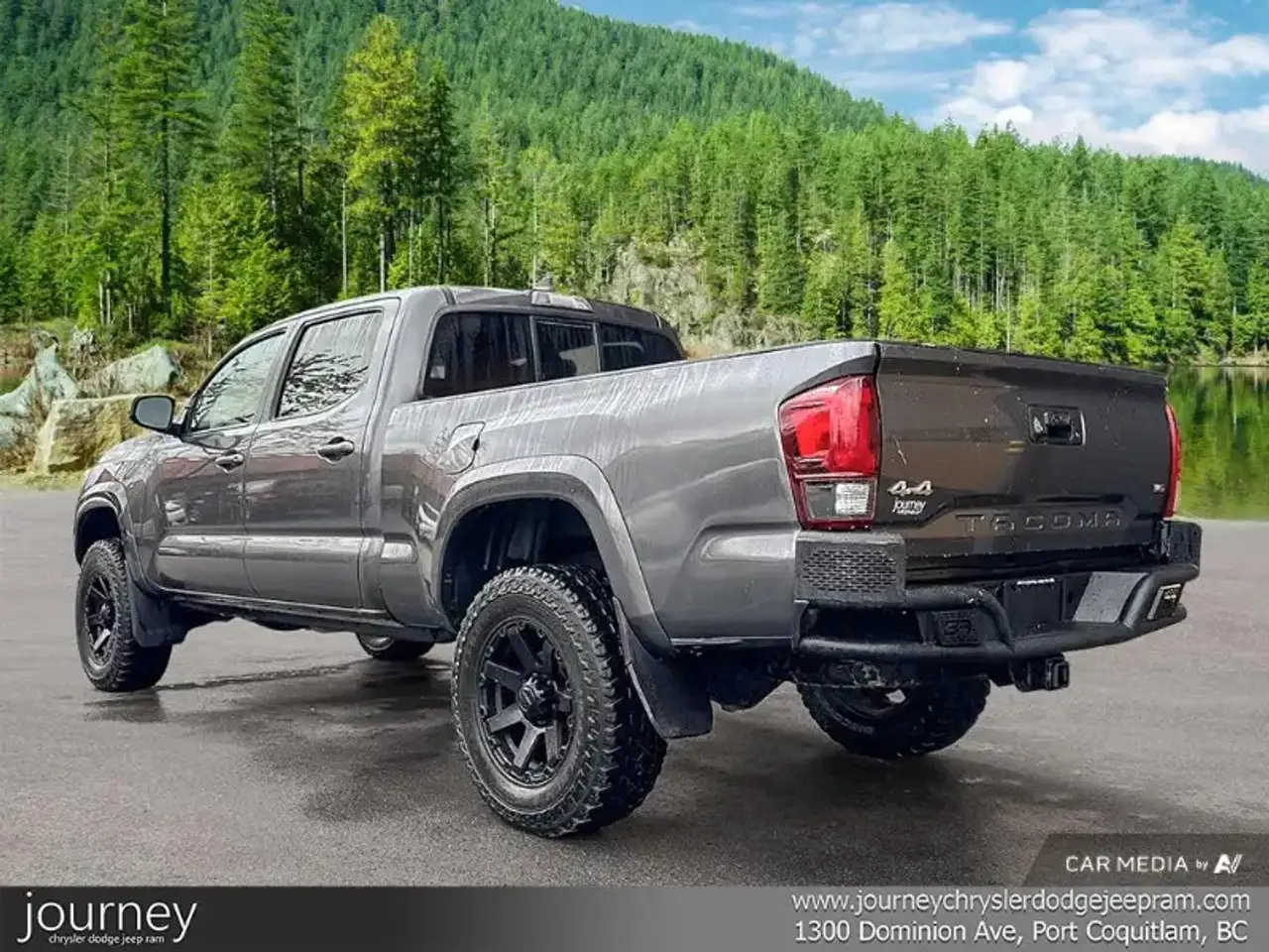 Toyota Tacoma fotografie Toyota Tacoma