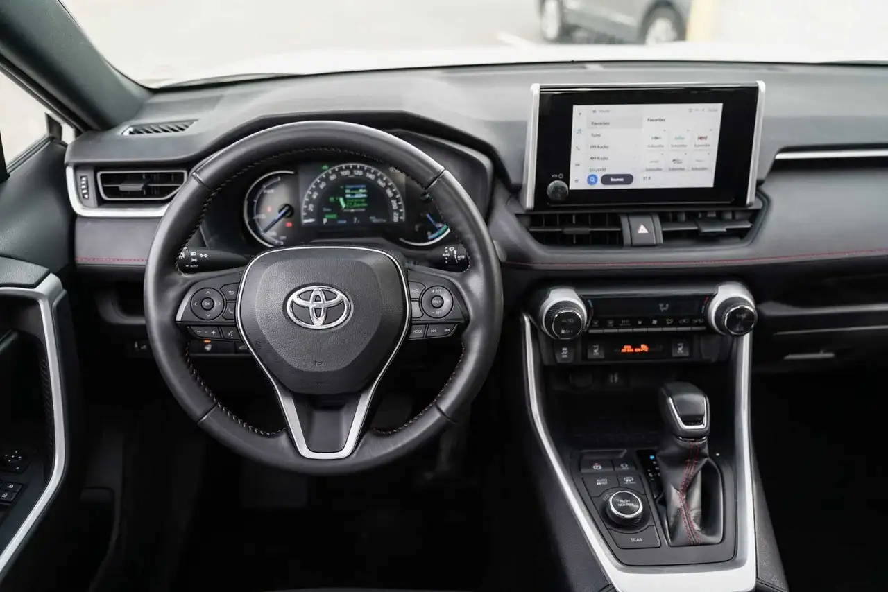 Toyota RAV 4 Prime снимка Toyota RAV 4 Prime