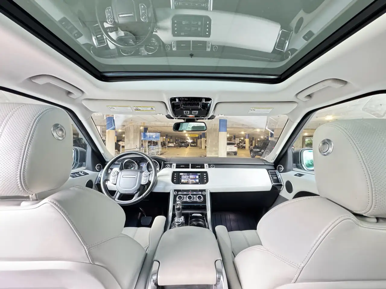Land Rover Range Rover Sport photo Land Rover Range Rover Sport