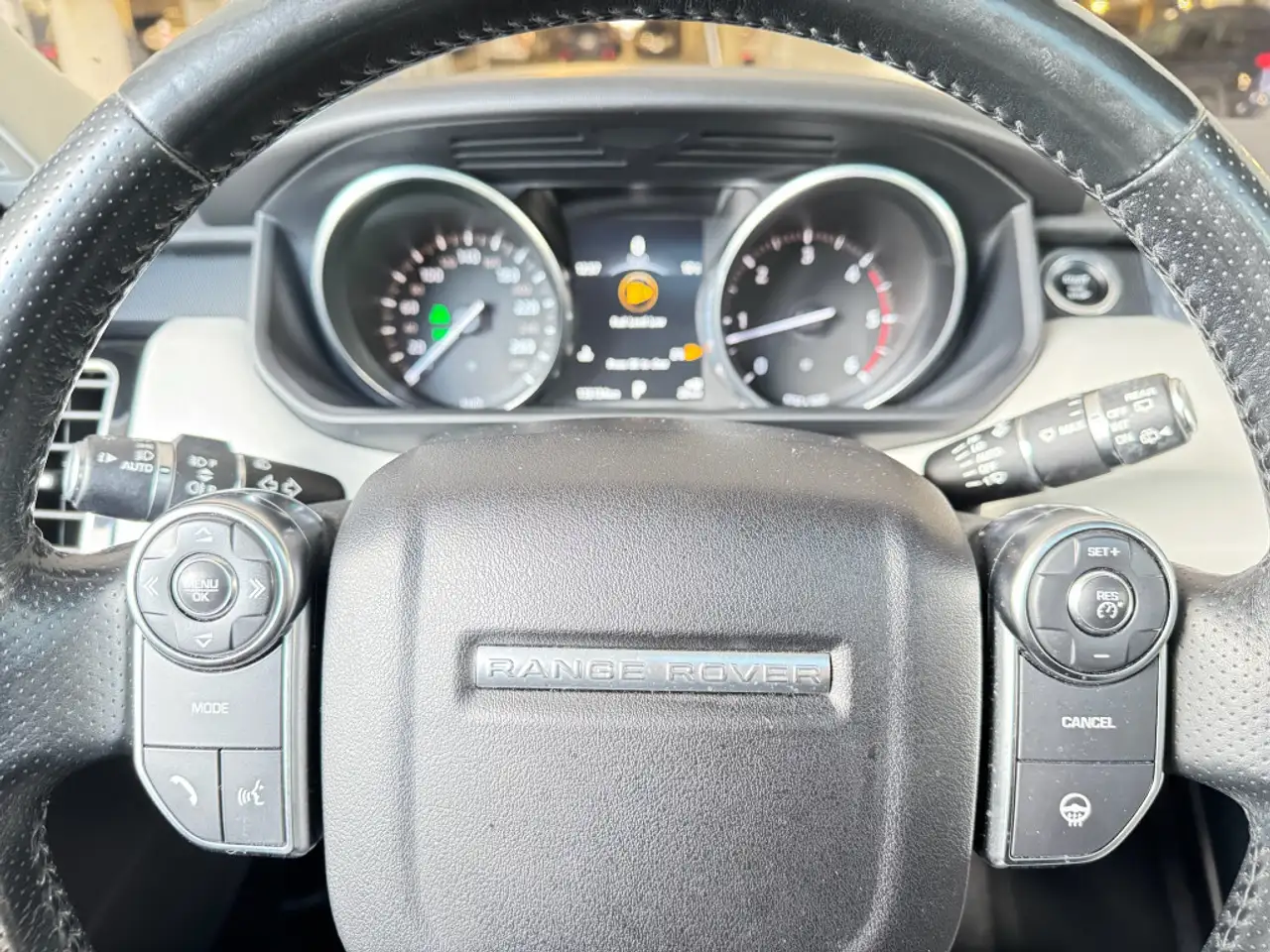 Land Rover Range Rover Sport photo Land Rover Range Rover Sport