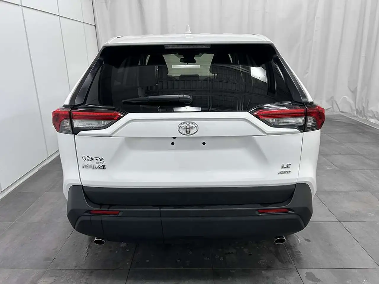 Toyota RAV 4 снимка Toyota RAV 4