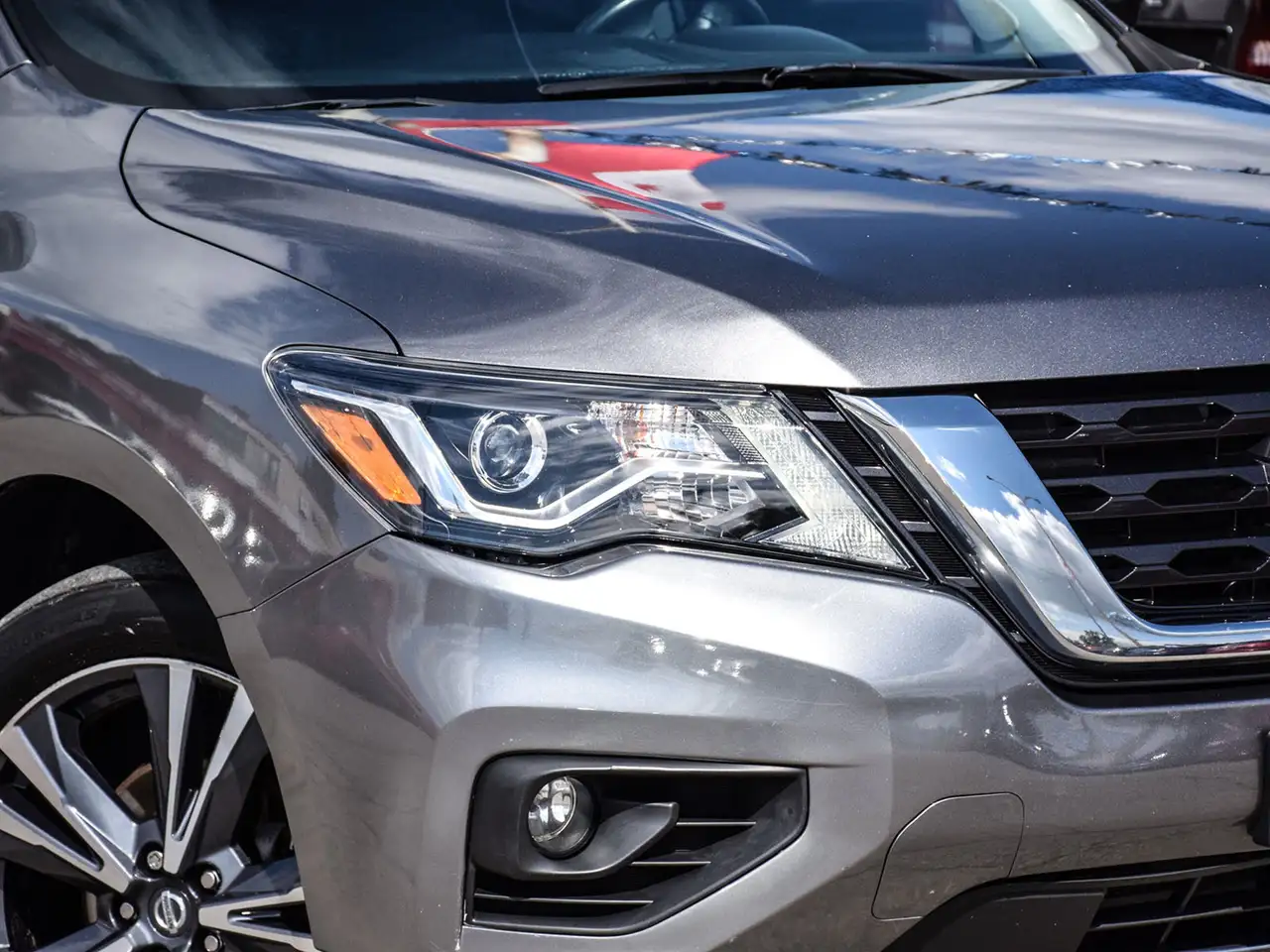 Nissan Pathfinder снимка Nissan Pathfinder