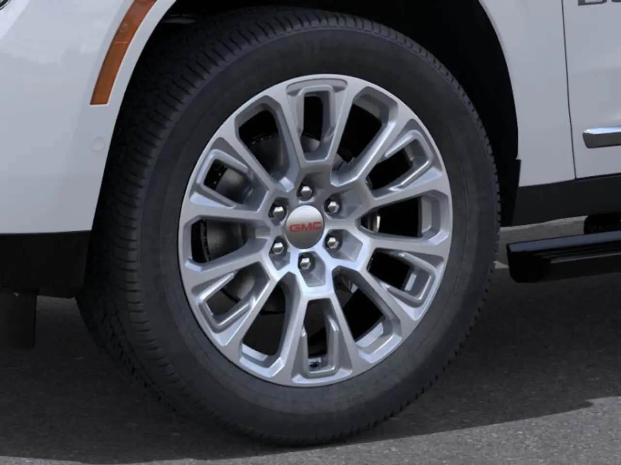 GMC Yukon photo GMC Yukon