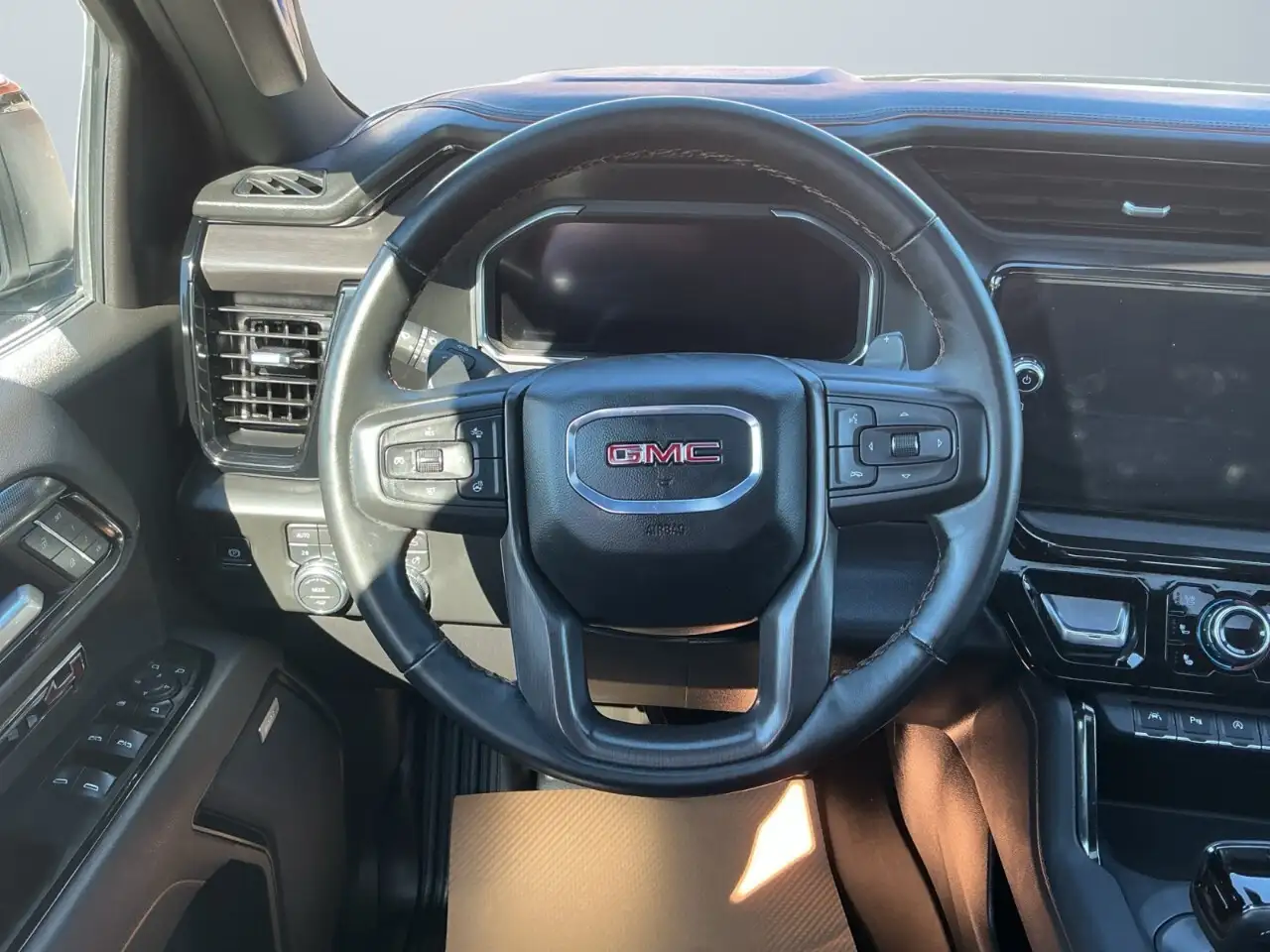 GMC Sierra 1500 снимка GMC Sierra 1500