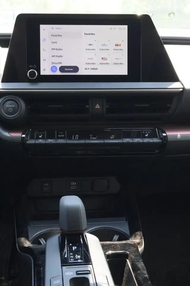 Toyota Prius снимка Toyota Prius