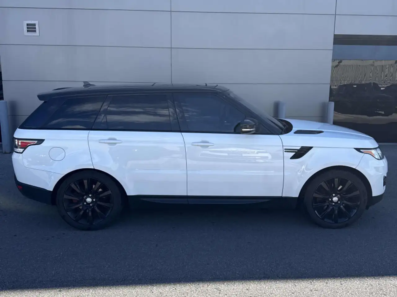 Land Rover Range Rover Sport снимка Land Rover Range Rover Sport