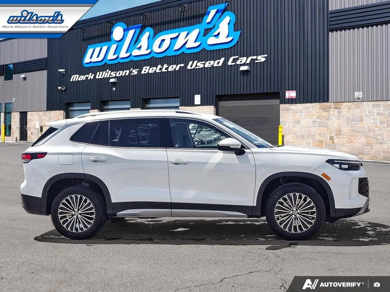 Volkswagen Tiguan photo Volkswagen Tiguan