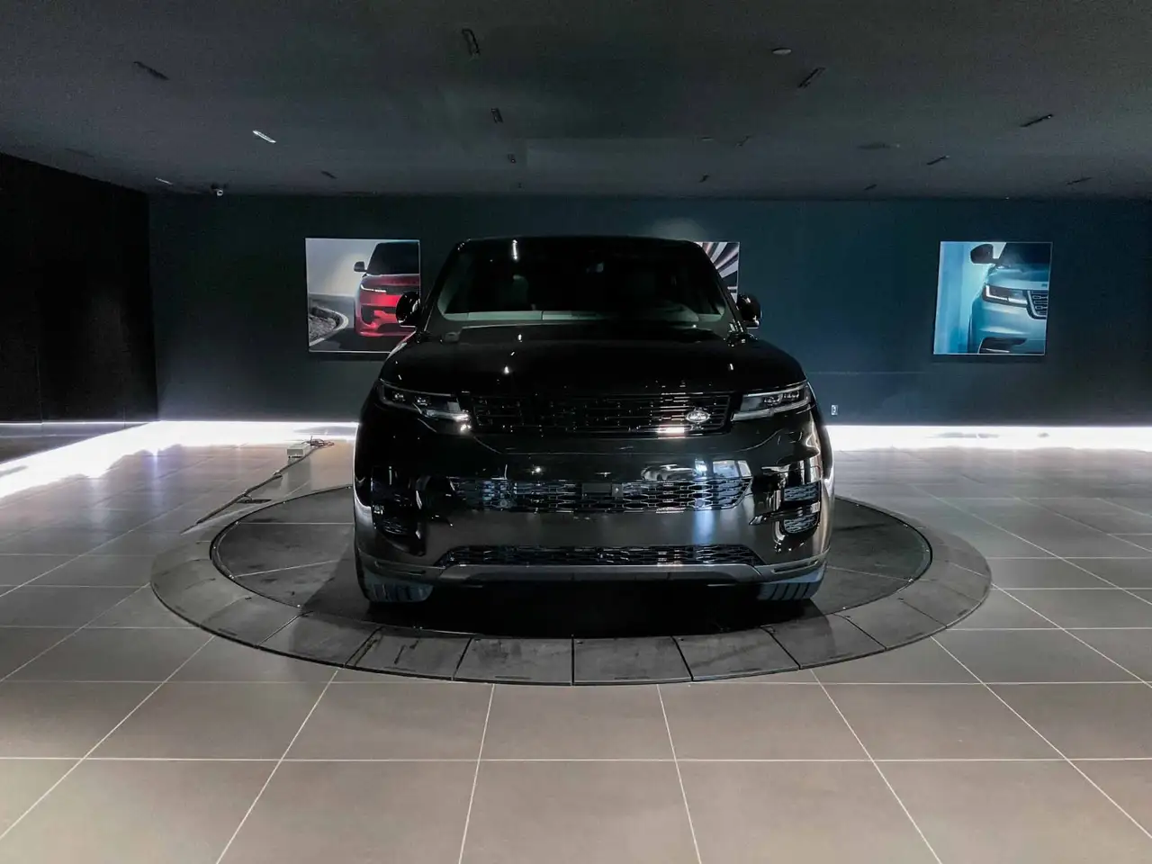 Land Rover Range Rover Sport снимка Land Rover Range Rover Sport