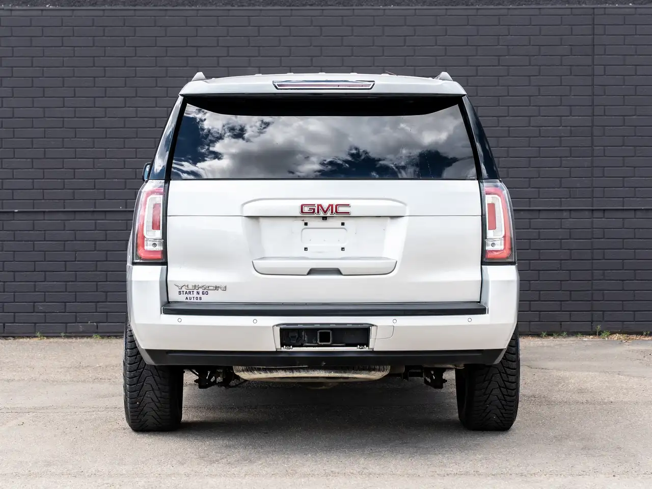 GMC Yukon photo GMC Yukon