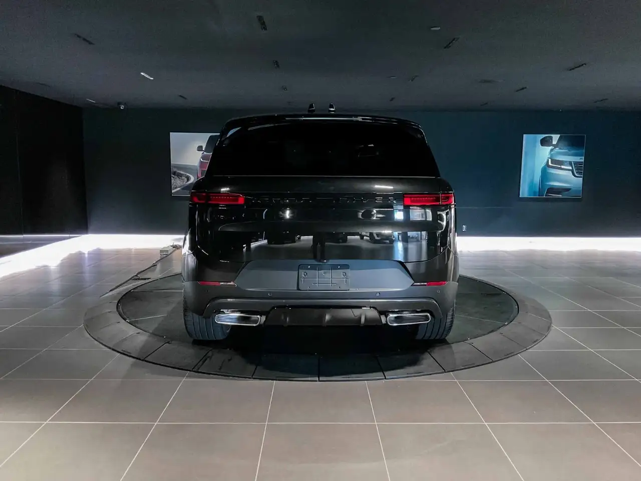 Land Rover Range Rover Sport снимка Land Rover Range Rover Sport