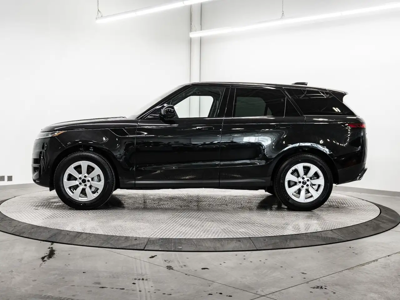 Land Rover Range Rover Sport снимка Land Rover Range Rover Sport