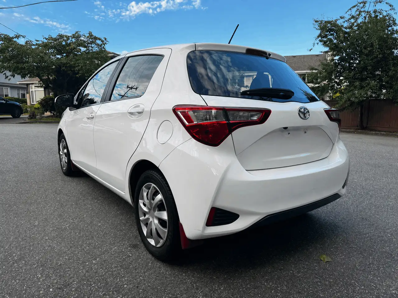 Toyota Yaris photo Toyota Yaris