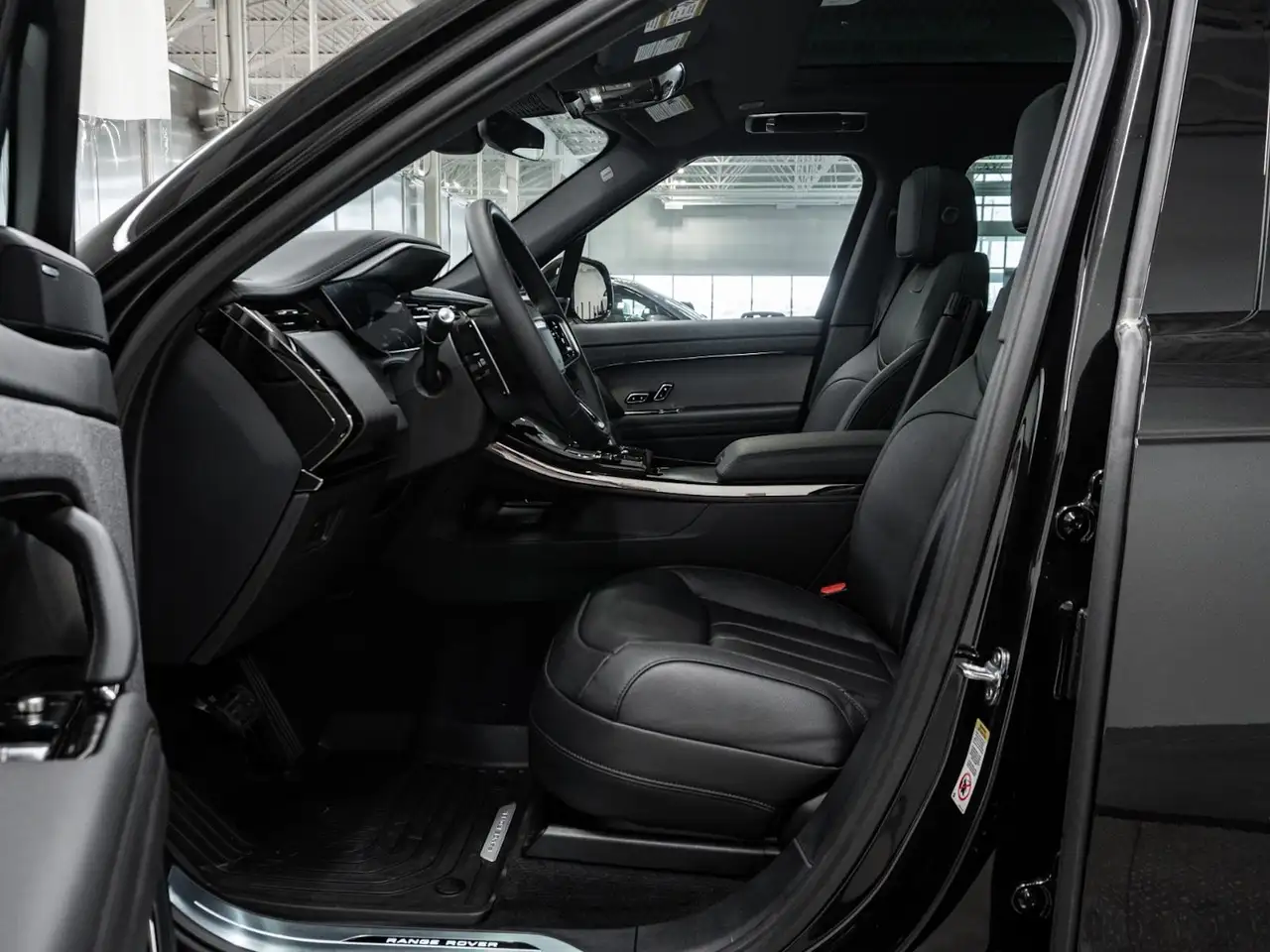 Land Rover Range Rover Sport снимка Land Rover Range Rover Sport