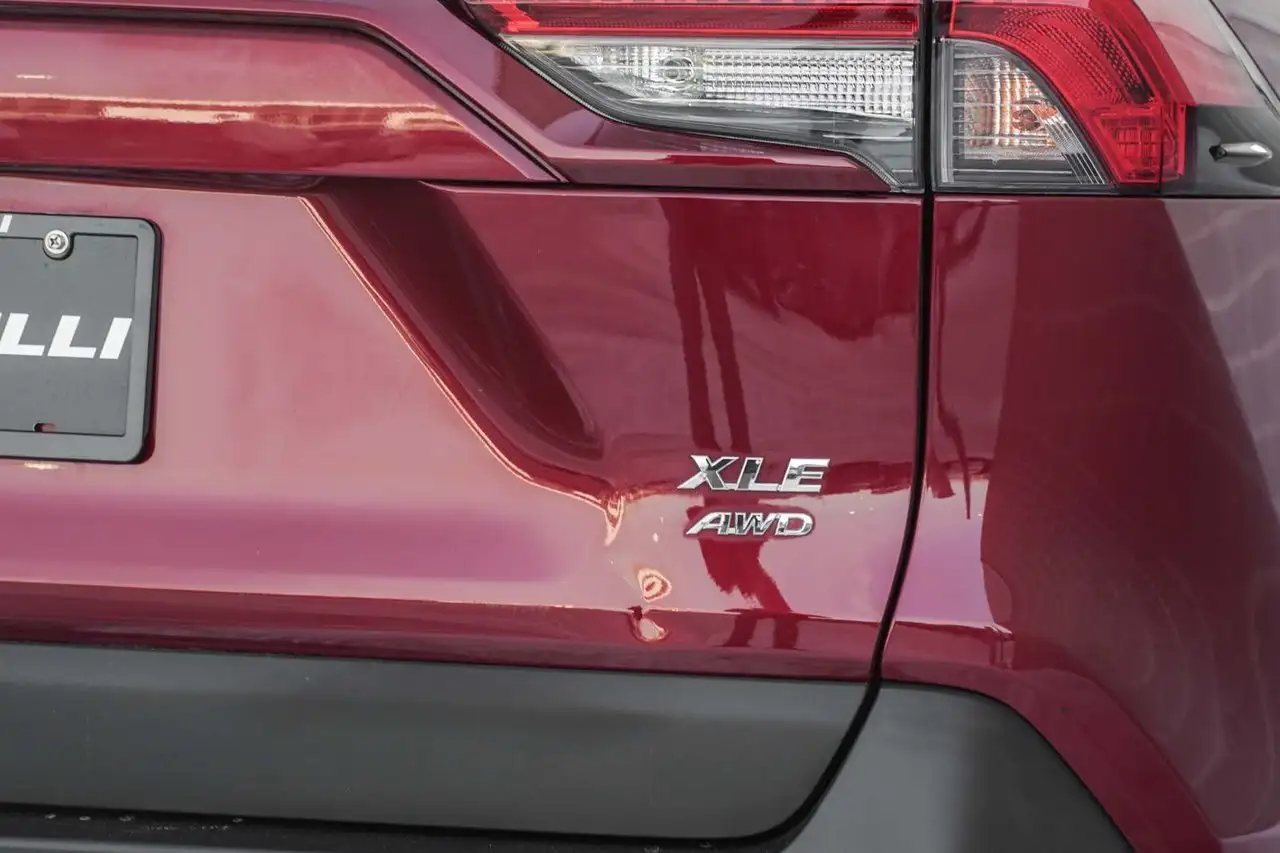 Toyota RAV 4 снимка Toyota RAV 4
