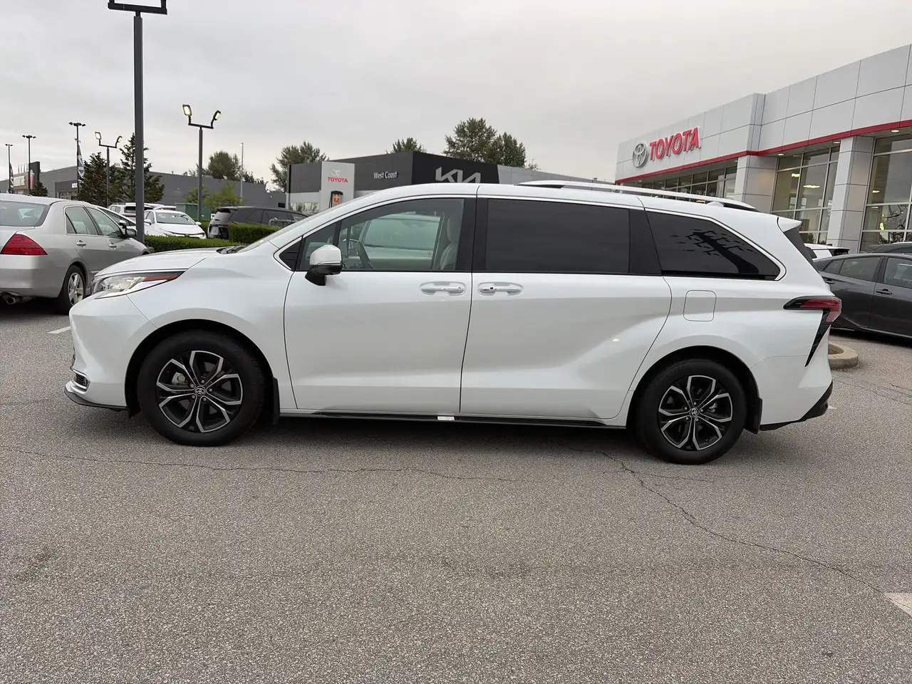 2025 Toyota Sienna