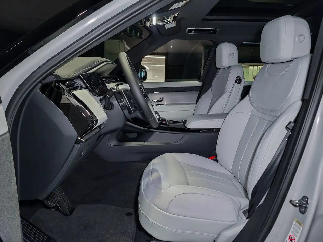 Land Rover Range Rover Sport снимка Land Rover Range Rover Sport
