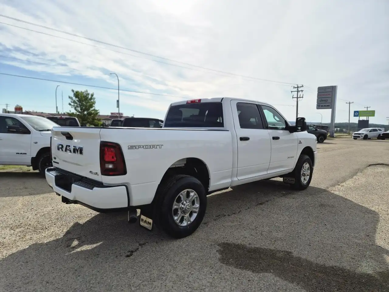 RAM 3500 снимка RAM 3500