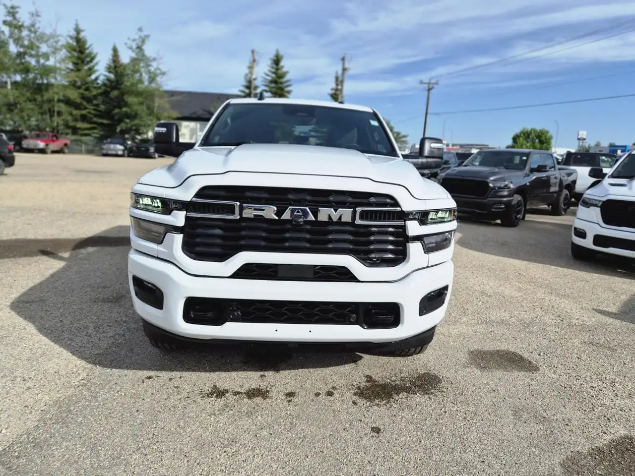 RAM 3500 снимка RAM 3500