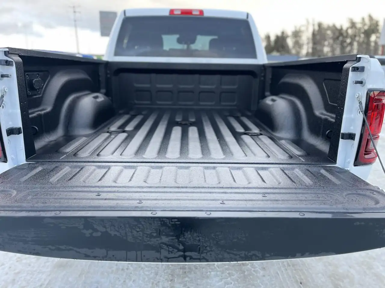RAM 3500 снимка RAM 3500