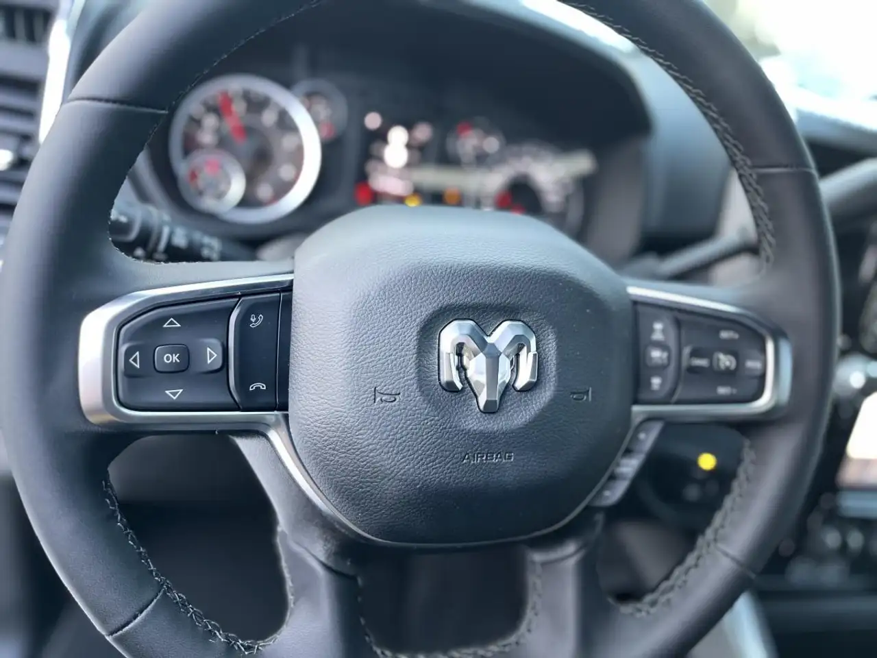 RAM 3500 снимка RAM 3500