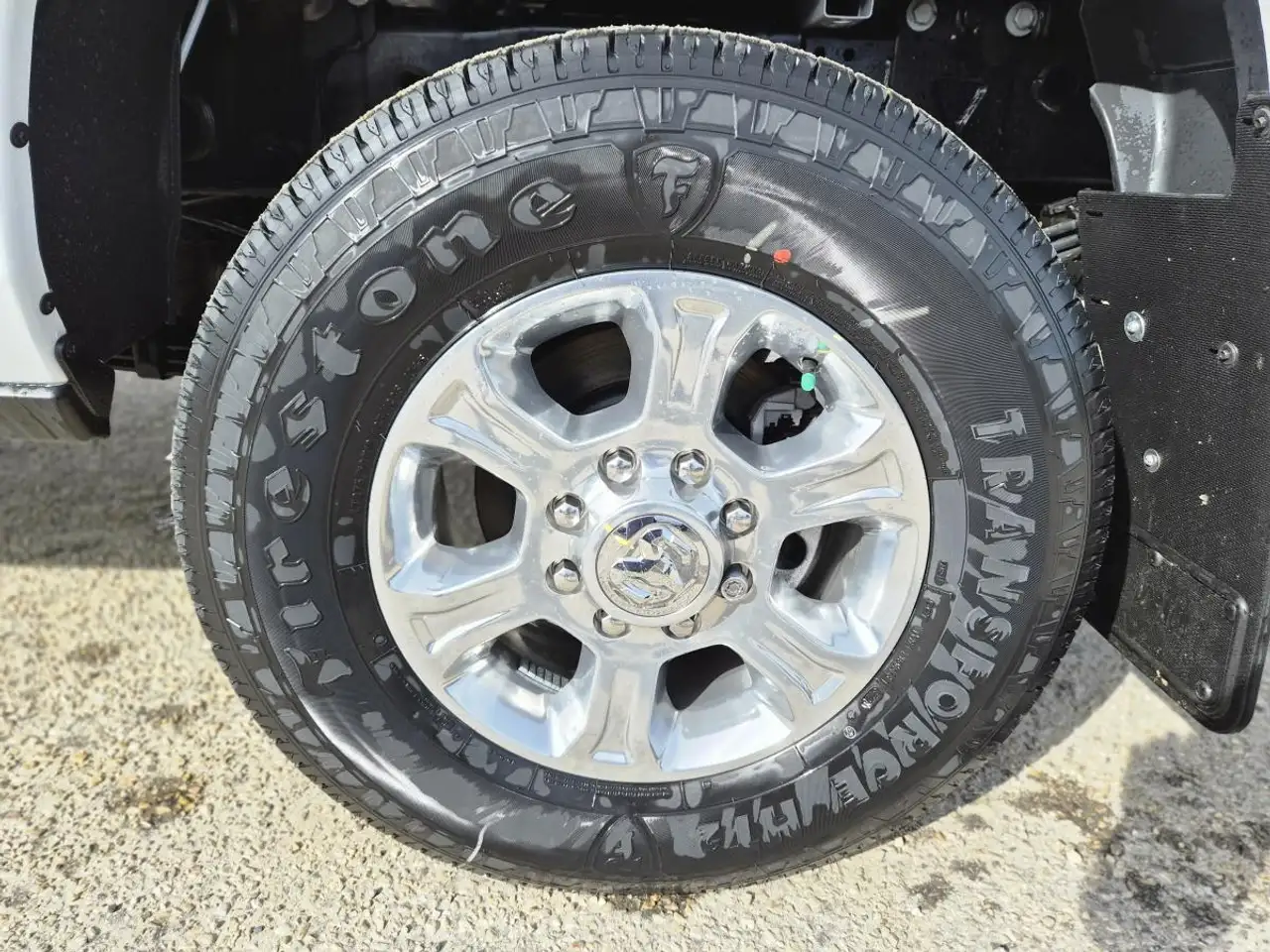 RAM 3500 снимка RAM 3500