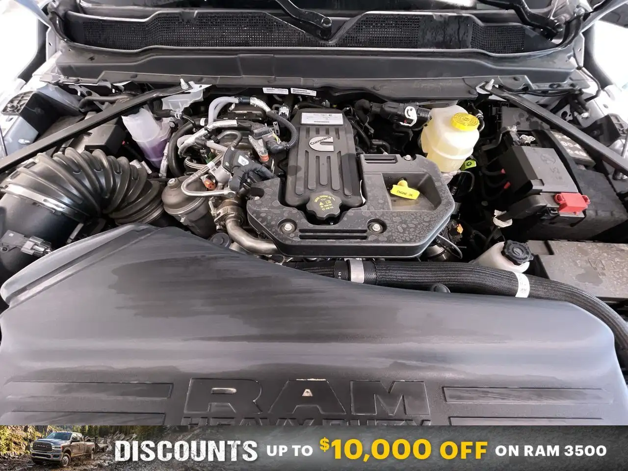 RAM 3500 снимка RAM 3500