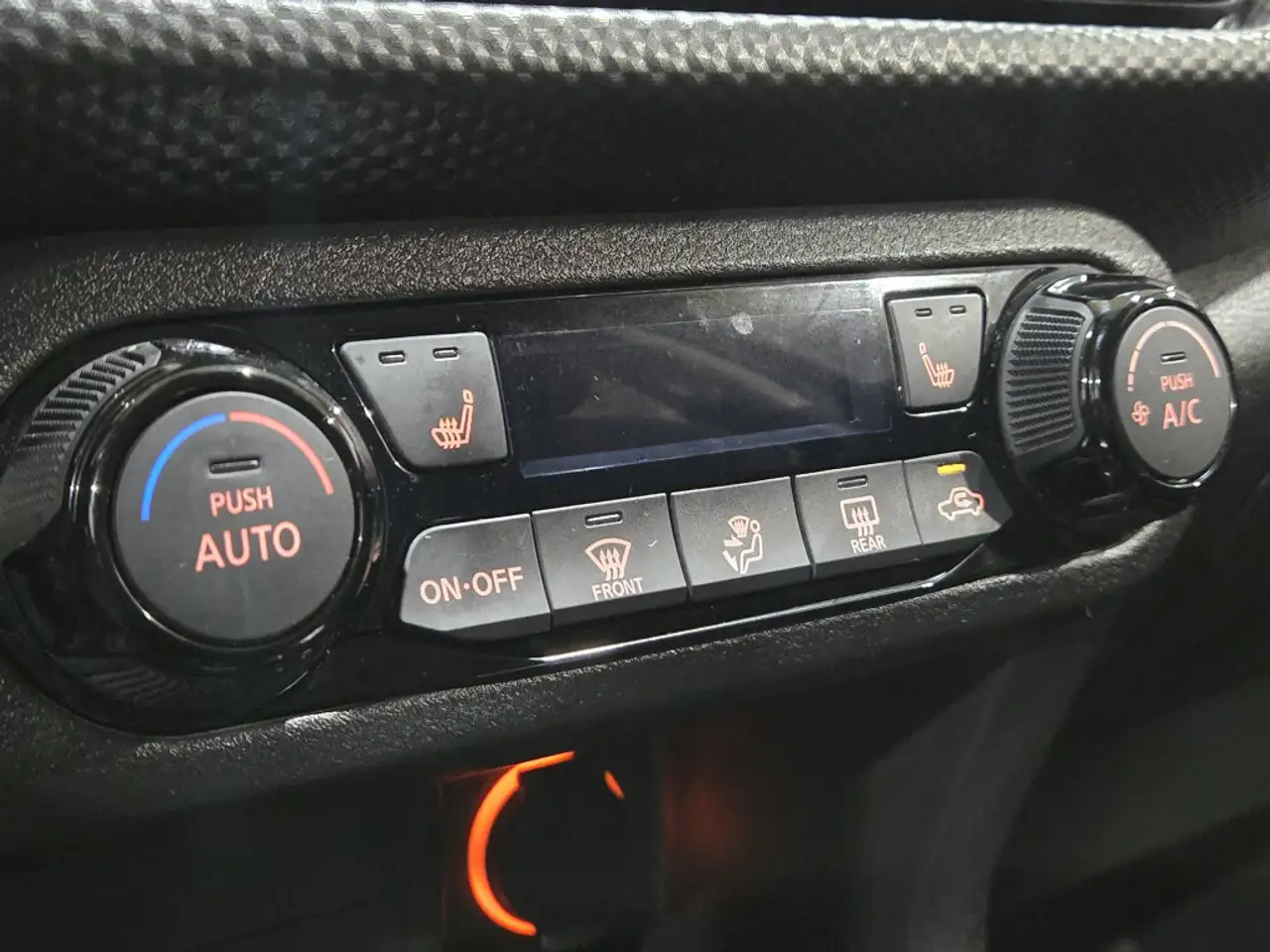 Nissan Kicks photo Nissan Kicks
