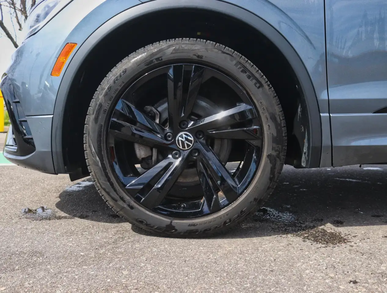 Volkswagen Tiguan снимка Volkswagen Tiguan