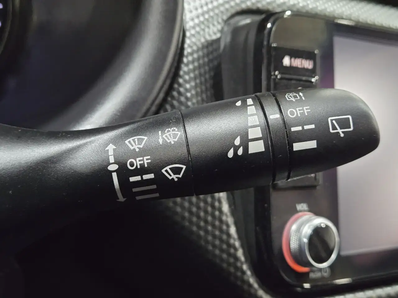 Nissan Kicks photo Nissan Kicks