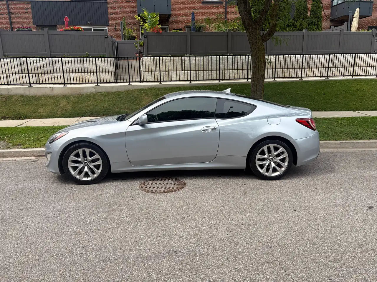 2013 Hyundai Genesis Coupe