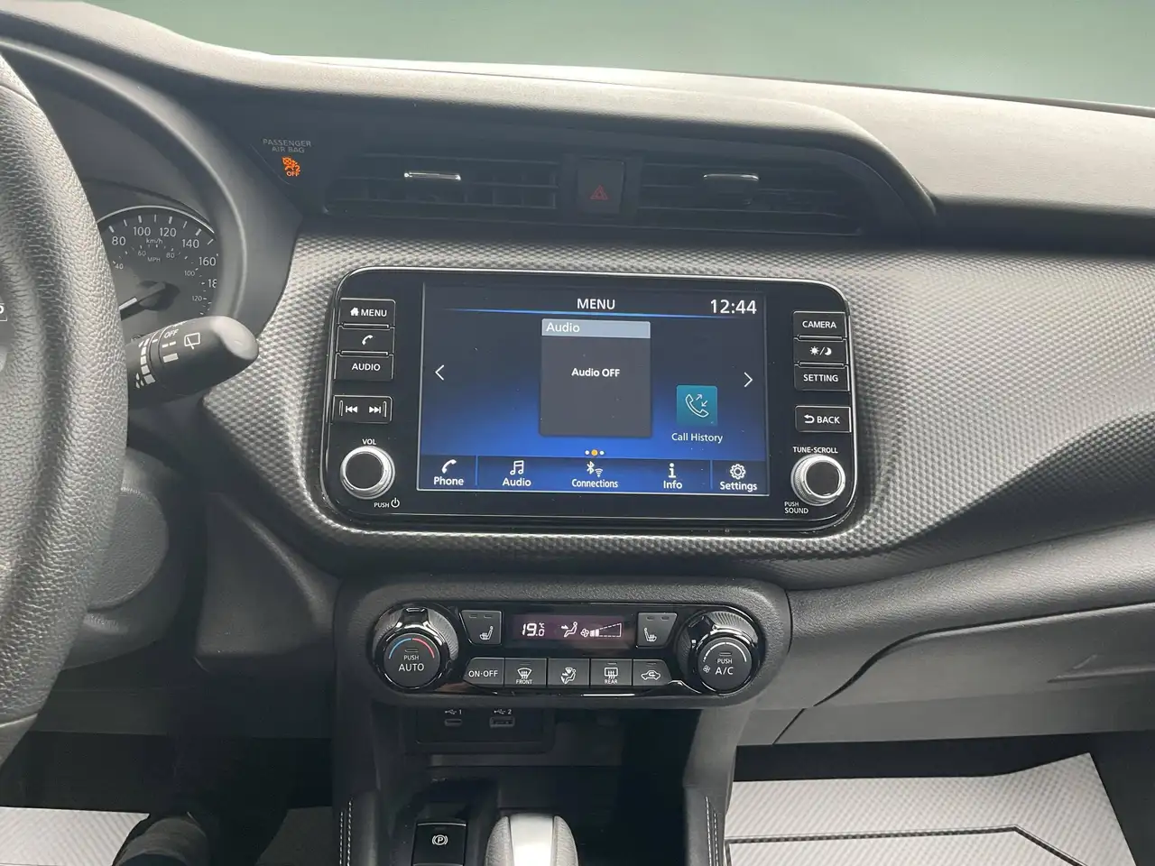 Nissan Kicks снимка Nissan Kicks
