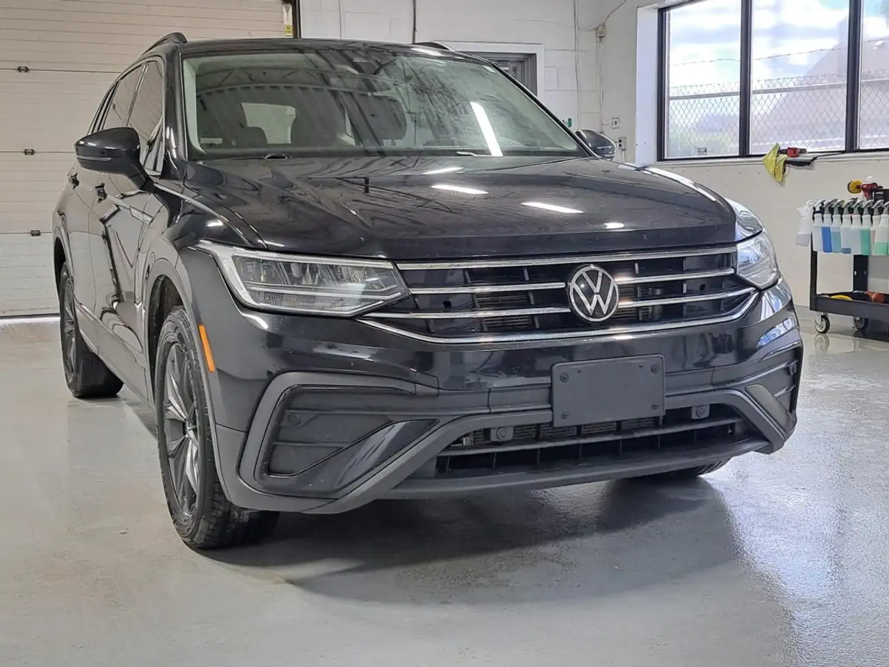 Volkswagen Tiguan снимка Volkswagen Tiguan