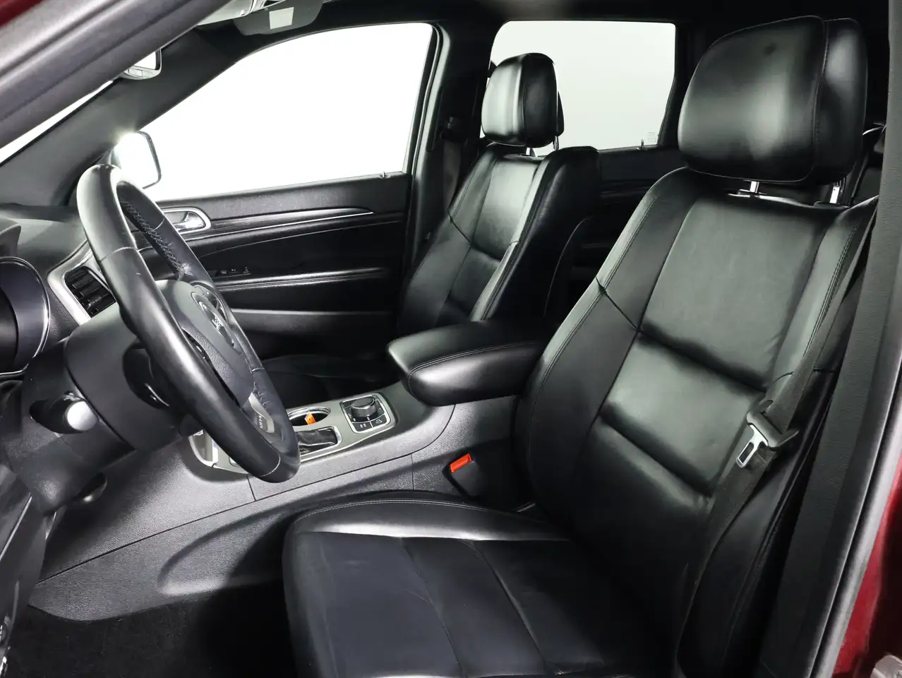 Jeep Grand Cherokee photo Jeep Grand Cherokee