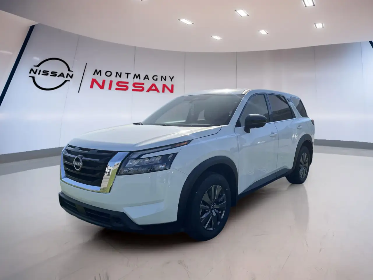 Nissan Pathfinder снимка Nissan Pathfinder