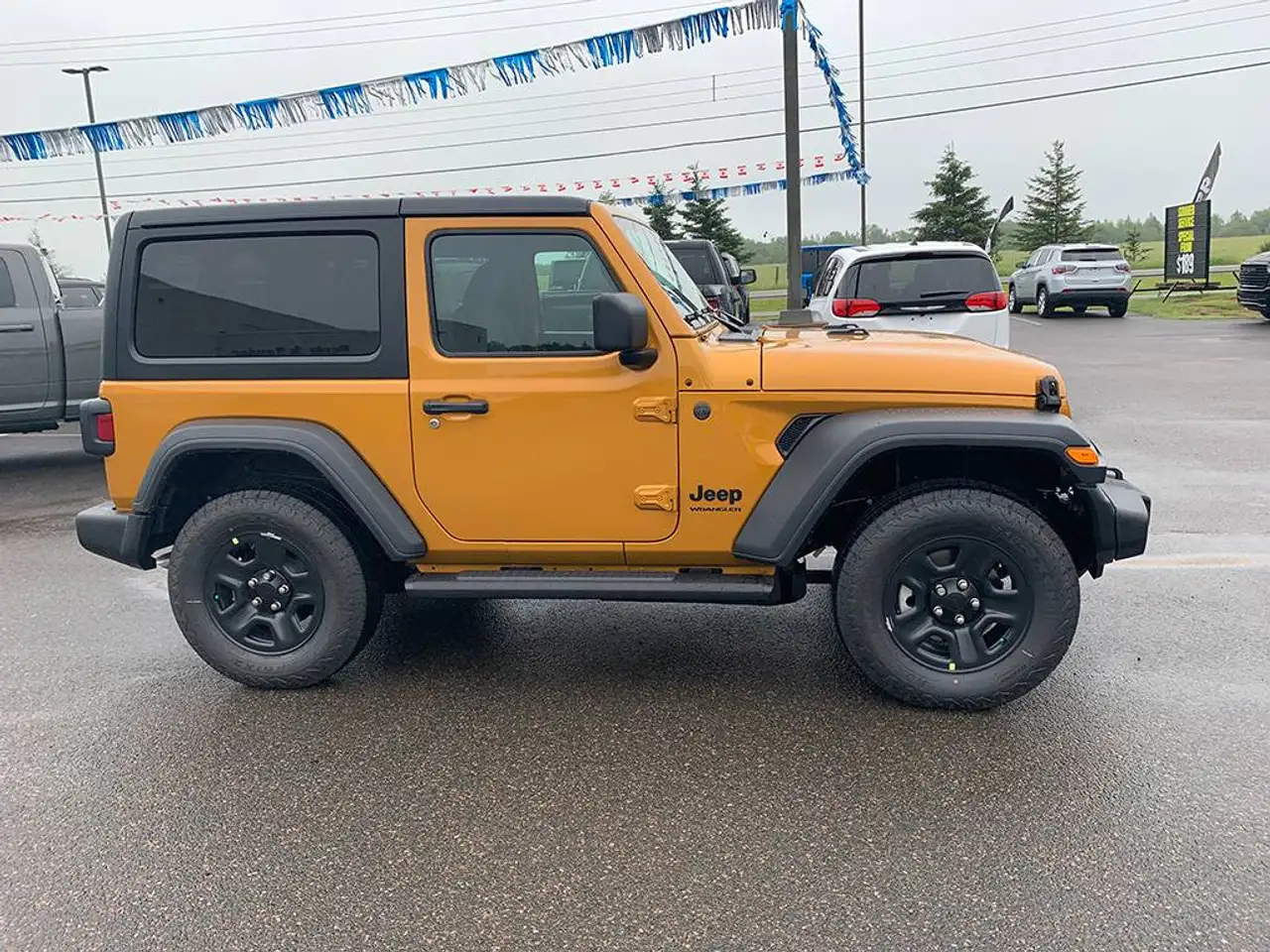 Jeep Wrangler снимка Jeep Wrangler