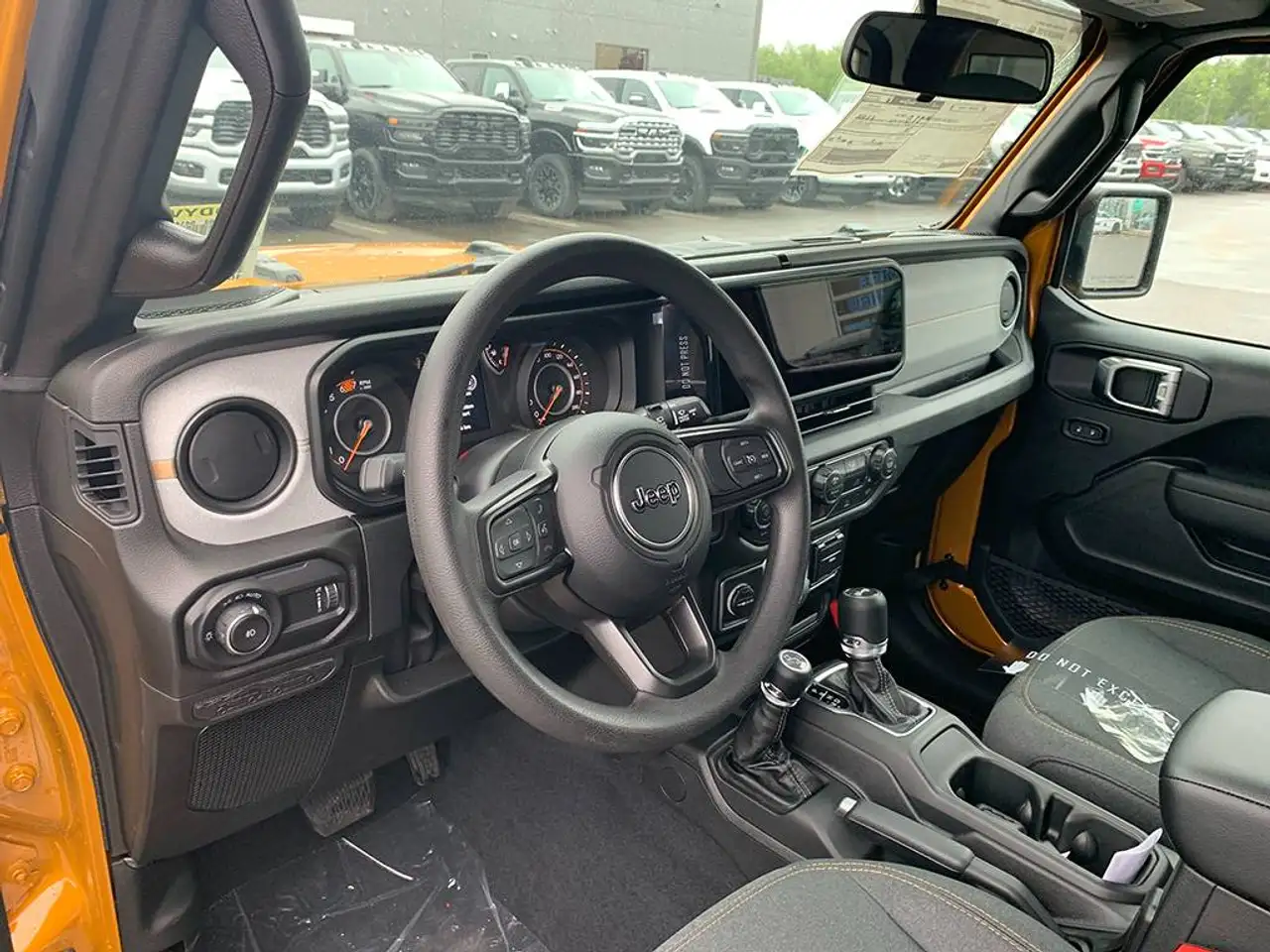Jeep Wrangler снимка Jeep Wrangler