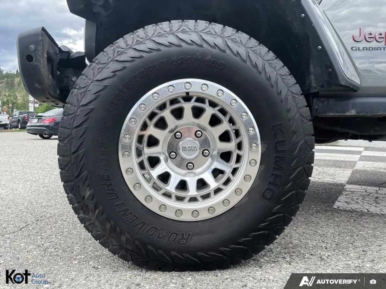 Jeep Gladiator photo Jeep Gladiator