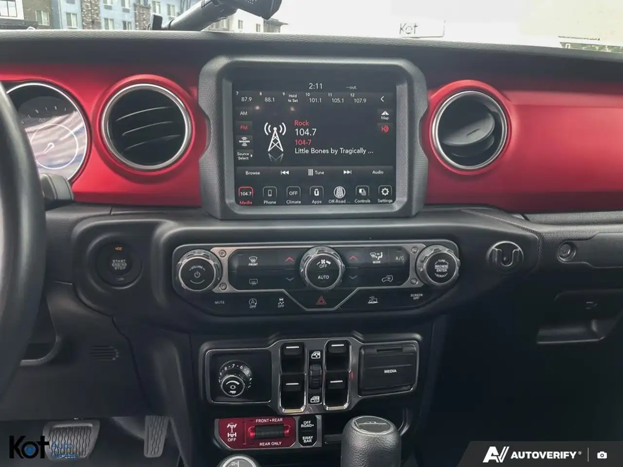 Jeep Gladiator photo Jeep Gladiator