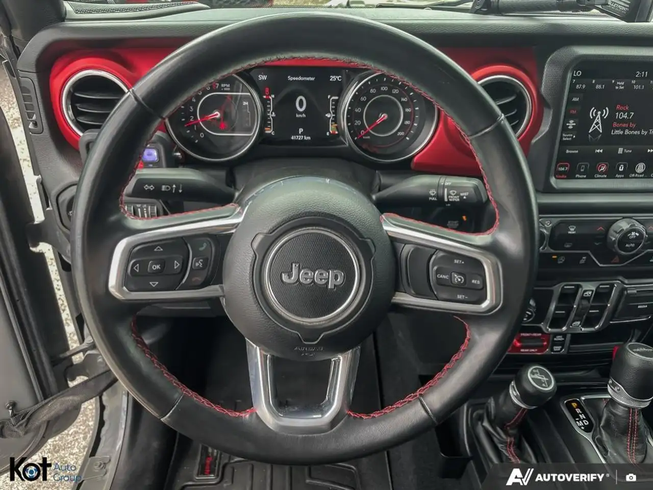 Jeep Gladiator photo Jeep Gladiator