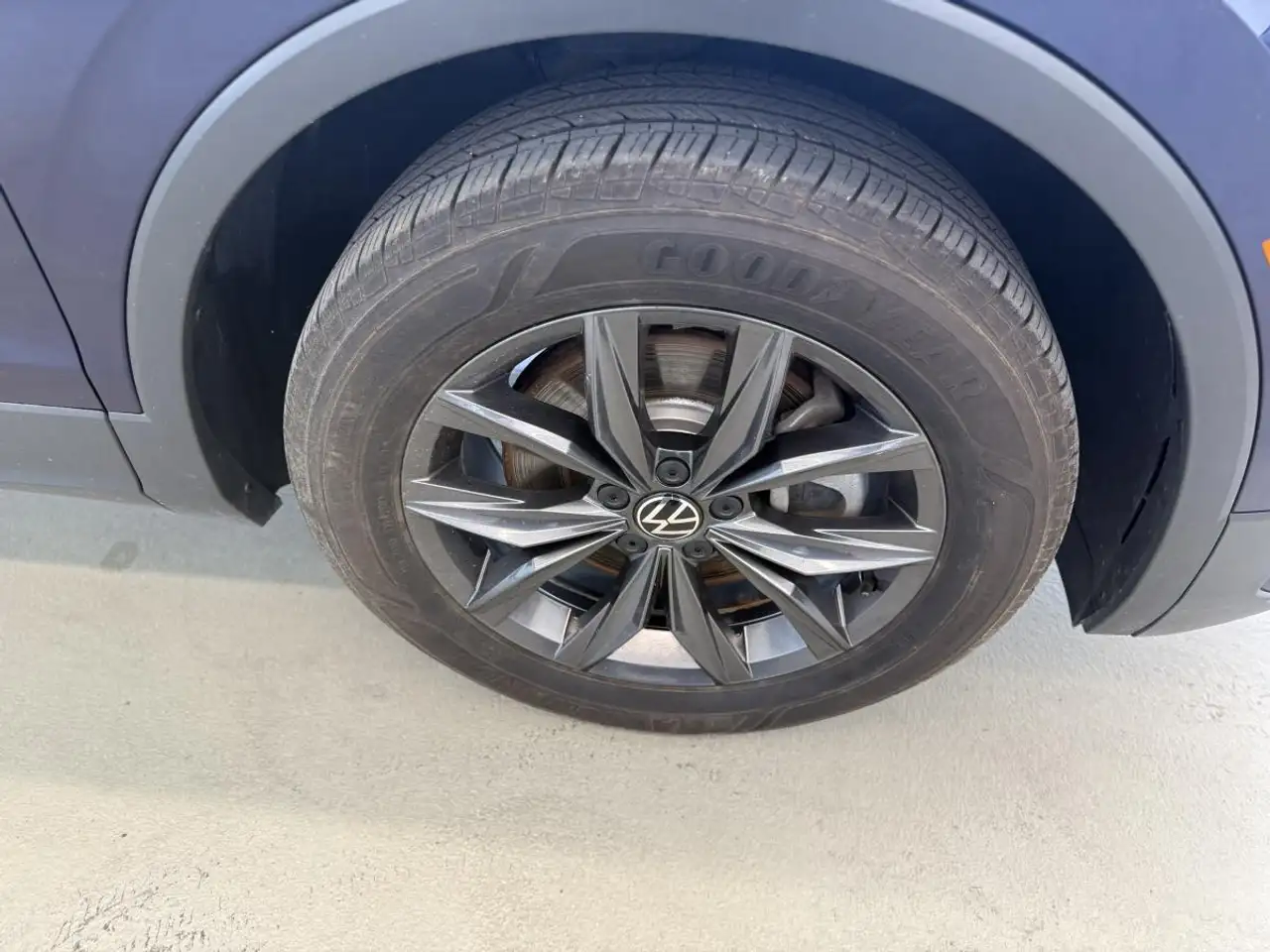 Volkswagen Tiguan снимка Volkswagen Tiguan