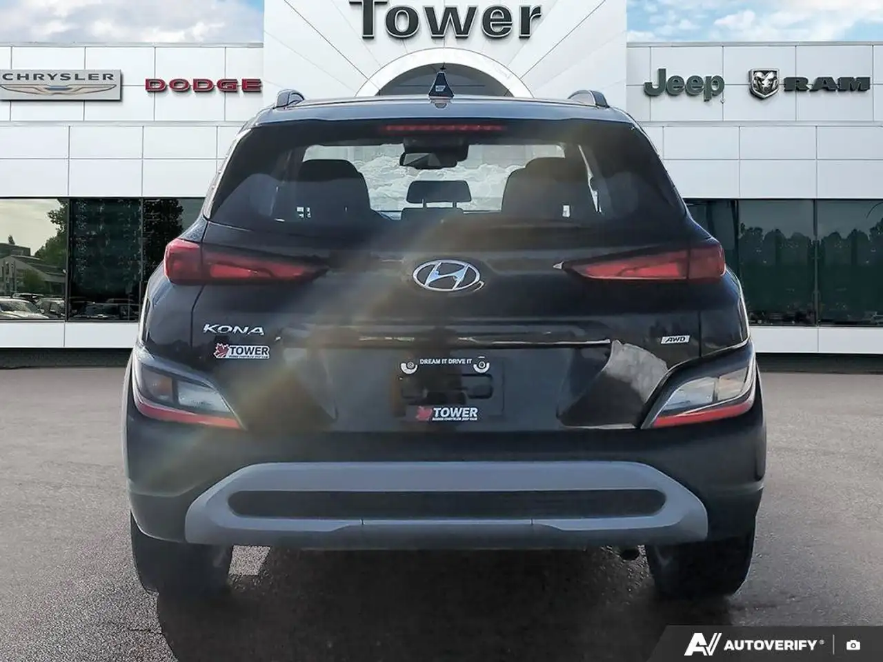 Hyundai KONA снимка Hyundai KONA