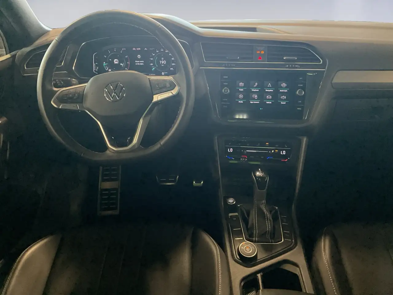 Volkswagen Tiguan снимка Volkswagen Tiguan