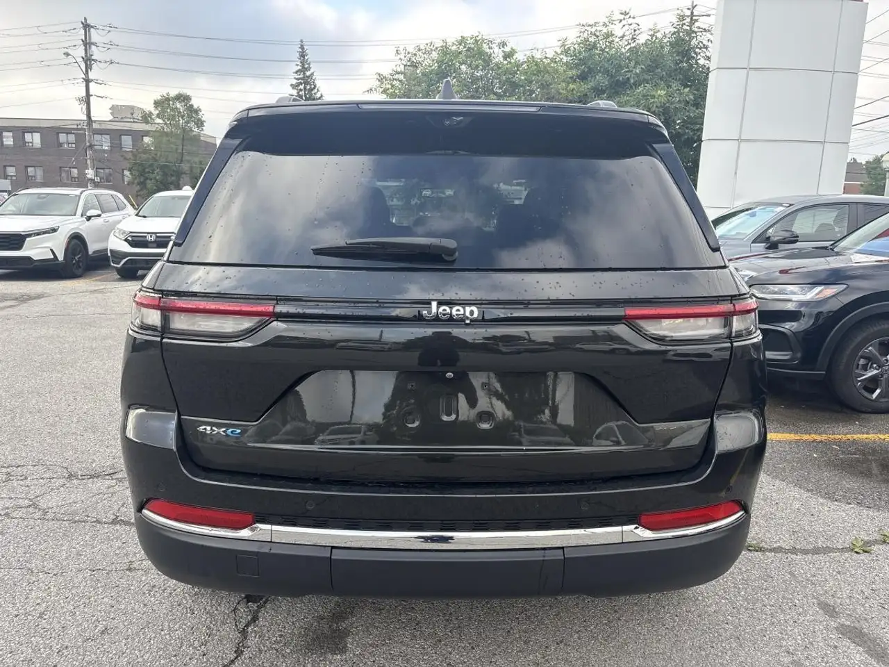 Jeep Grand Cherokee снимка Jeep Grand Cherokee