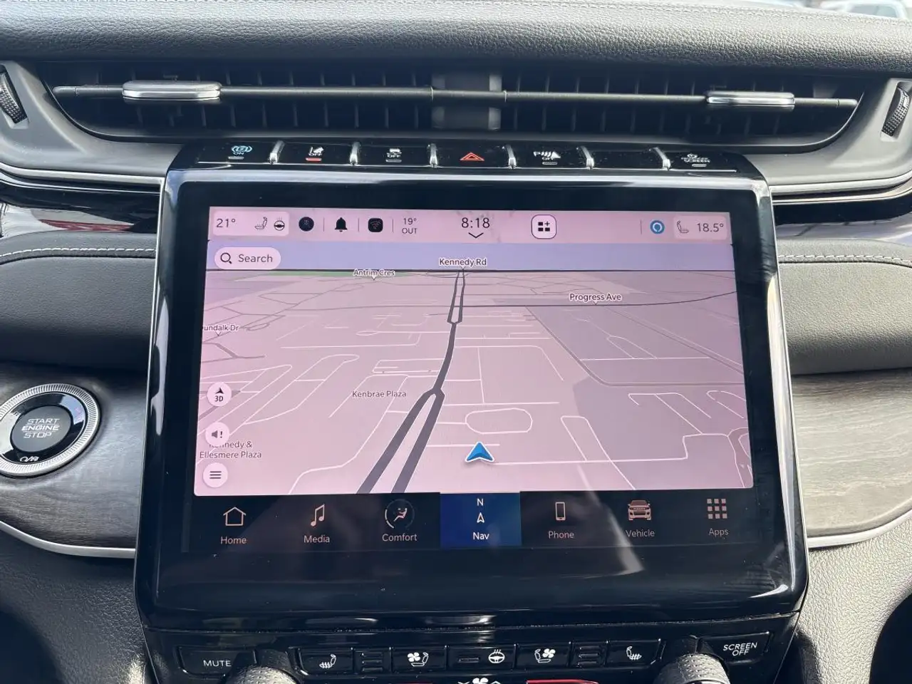 Jeep Grand Cherokee снимка Jeep Grand Cherokee